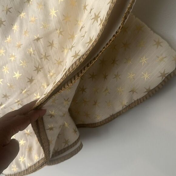 Wondershop Star Printed Tree Skirt - Picture 2 of 7